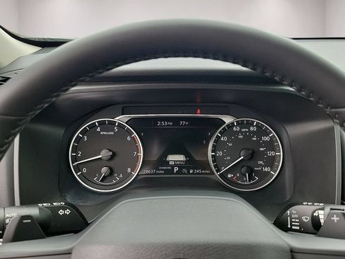 Used 2025 Nissan Rogue SV FWD image 18