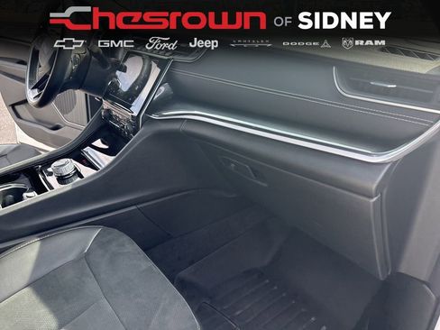 Used 2021 Jeep Grand Cherokee L Altitude image 47