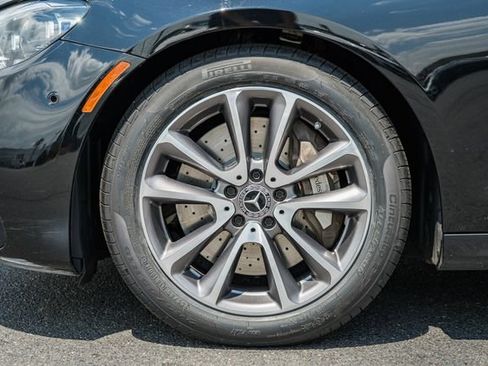 Used 2023 Mercedes-Benz E 350 4MATIC Sedan image 17