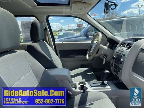 Used 2010 Ford Escape XLT AWD/4WD image 14