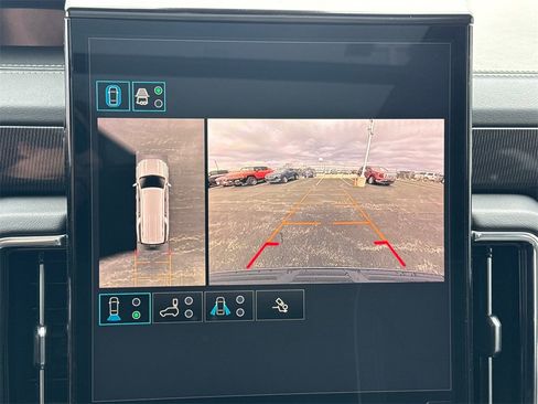 New 2026 GMC Yukon XL Elevation image 24