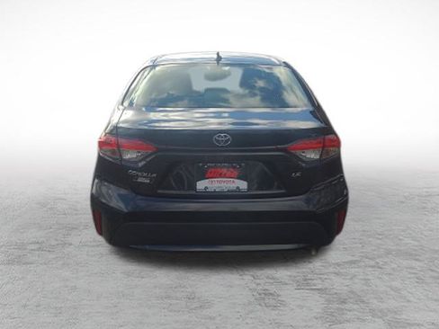 Certified 2021 Toyota Corolla LE image 6