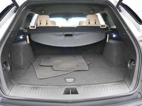 Used 2019 Cadillac XT5 FWD image 34