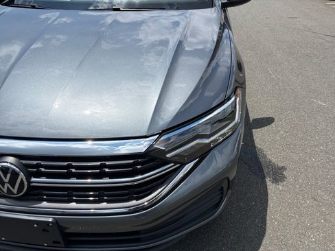 Used 2023 Volkswagen Jetta SE w/ Panoramic Sunroof Package FWD image 26