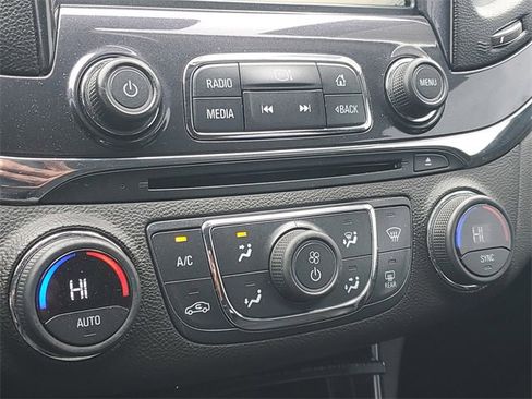 Certified 2016 Chevrolet Impala LTZ w/ Enhanced Convenience Package image 28