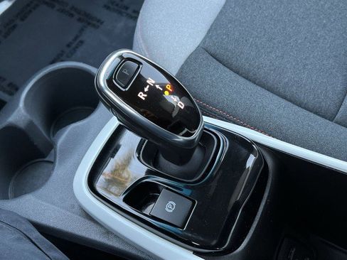 Used 2019 Chevrolet Bolt LT image 15