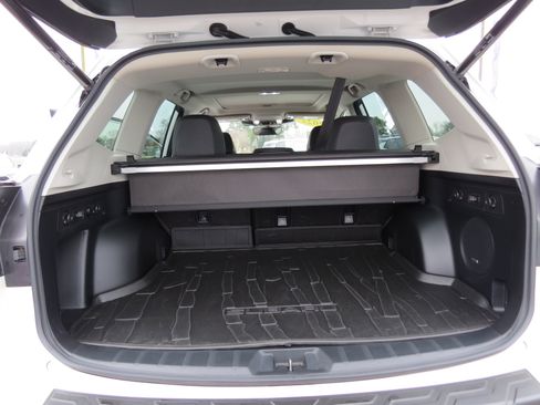 Used 2022 Subaru Forester Touring w/ Popular Package #2 image 13