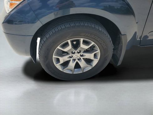 Used 2021 Nissan Frontier SV image 25