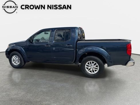 Certified 2019 Nissan Frontier SV image 5