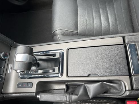 Used 2012 Ford Mustang Premium image 26