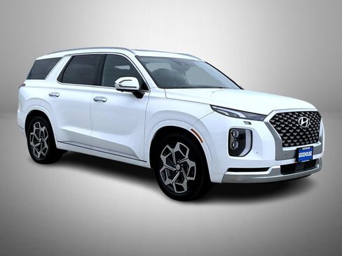 Used 2022 Hyundai Palisade Calligraphy FWD image 3