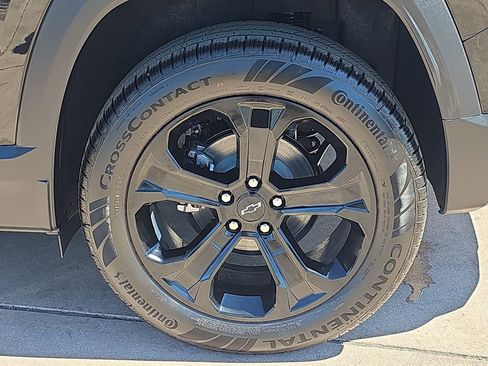 New 2026 Chevrolet Equinox LT FWD image 38