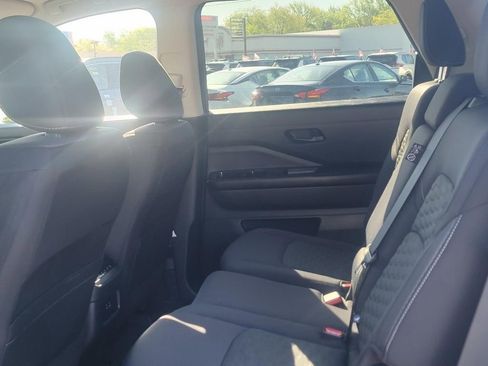 Used 2024 Nissan Pathfinder SV AWD/4WD image 15