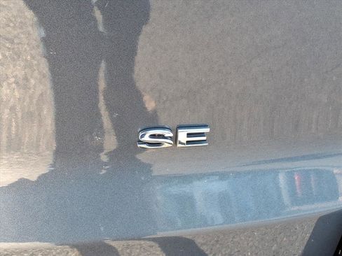 Used 2019 Ford EcoSport SE image 8