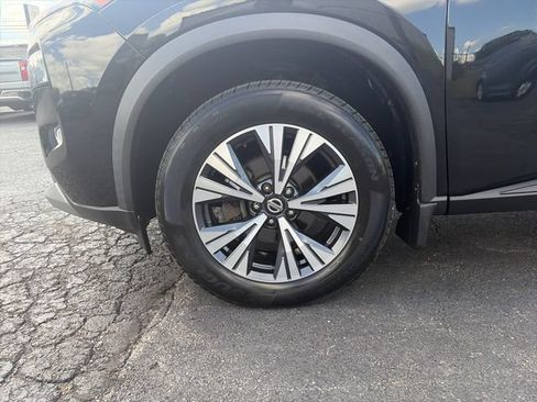 Used 2021 Nissan Rogue SV w/ Premium Package AWD/4WD image 25