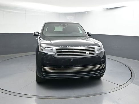 New 2025 Land Rover Range Rover SV image 27