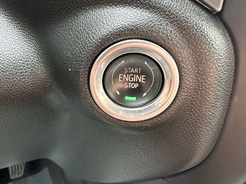 Used 2021 GMC Sierra 2500 Denali w/ Denali Ultimate Package image 30