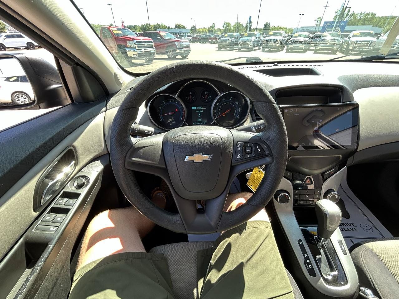 Used 2014 Chevrolet Cruze LS FWD image 26
