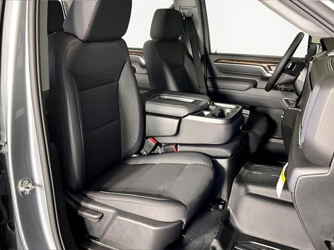 New 2026 GMC Sierra 2500 SLE w/ SLE Value Package; image 12