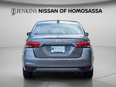 Certified 2023 Nissan Versa SV FWD image 6