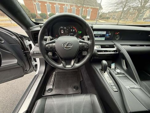 Used 2018 Lexus LC 500h image 8