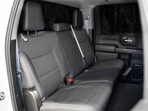 Used 2021 GMC Sierra 2500 4x4 Crew Cab w/ Gooseneck/5TH Wheel Package image 16