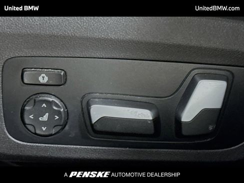 Used 2021 BMW M340i xDrive image 4