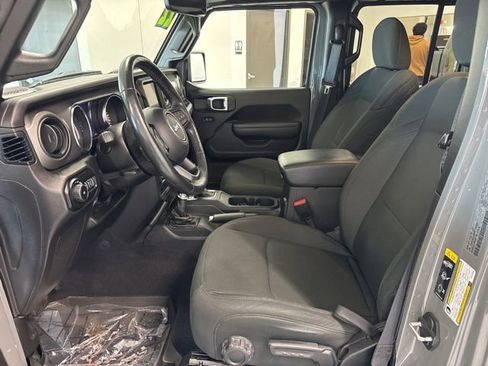 Used 2022 Jeep Wrangler Unlimited Sport image 14