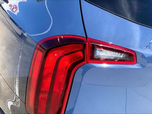 Used 2024 Kia Telluride S FWD image 26