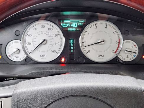 Used 2006 Chrysler 300 C w/ Sound Group II RWD image 16