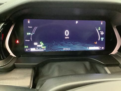 Used 2022 Jeep Grand Cherokee Overland w/ Advanced Protech Group III image 21