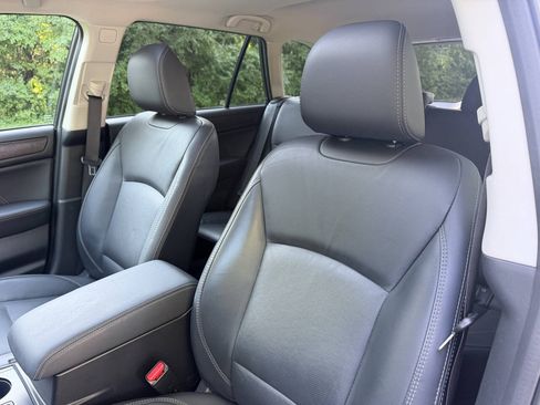 Used 2019 Subaru Outback 2.5i Limited AWD/4WD image 10