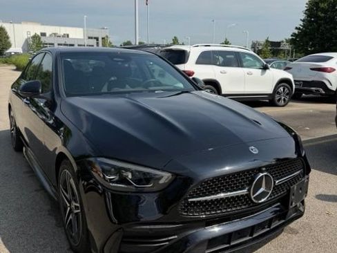 Used 2023 Mercedes-Benz C 300 4MATIC Sedan image 3