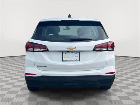 Used 2024 Chevrolet Equinox LS image 6