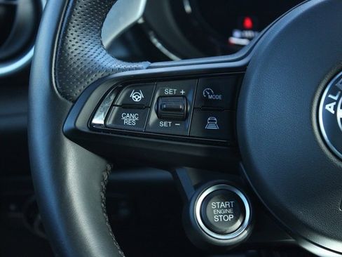 Used 2024 Alfa Romeo Tonale Veloce image 24