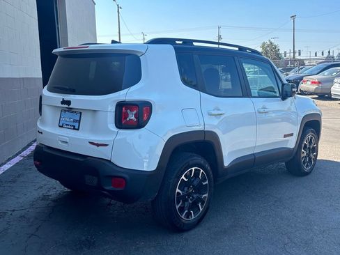 Used 2023 Jeep Renegade Trailhawk AWD/4WD image 5