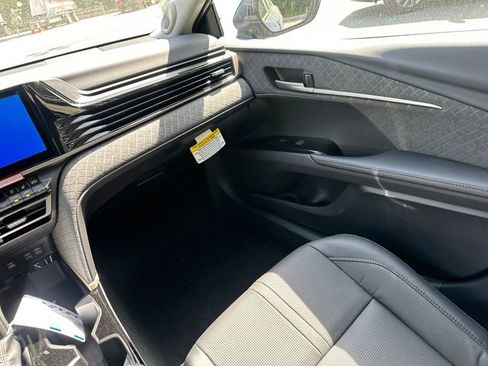 New 2026 Toyota Camry XLE AWD/4WD image 17