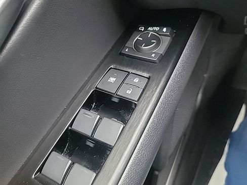 Used 2019 Lexus UX 200 w/ Accessory Package 2 image 52