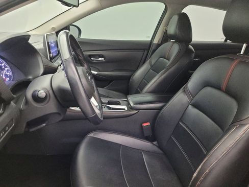 Used 2021 Nissan Sentra SR w/ SR Premium Package FWD image 17