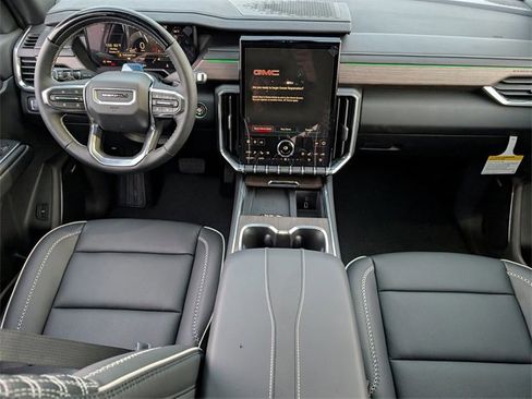 New 2026 GMC Acadia Denali w/ Super Cruise Package image 8