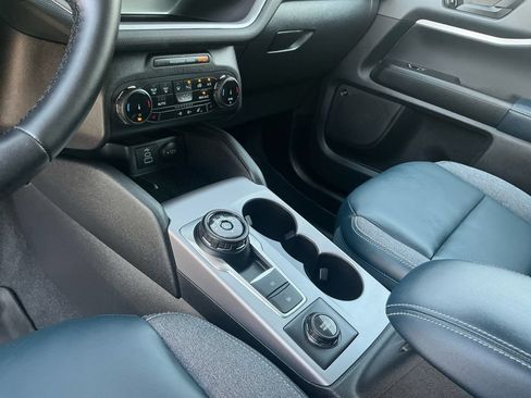Used 2024 Ford Bronco Sport Outer Banks w/ Tech Package AWD/4WD image 12