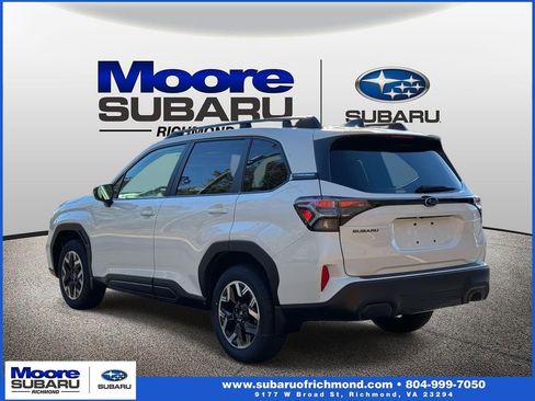 Used 2026 Subaru Forester Premium AWD/4WD image 4