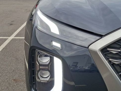 Used 2022 Hyundai Palisade Calligraphy image 12