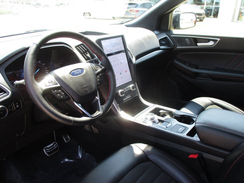 Used 2024 Ford Edge ST-Line AWD/4WD image 15
