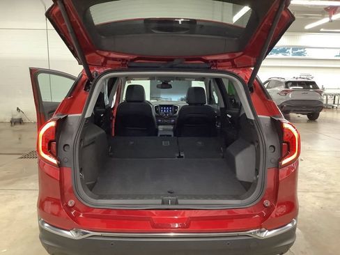 Used 2024 GMC Terrain AT4 w/ Tech Package AWD/4WD image 25