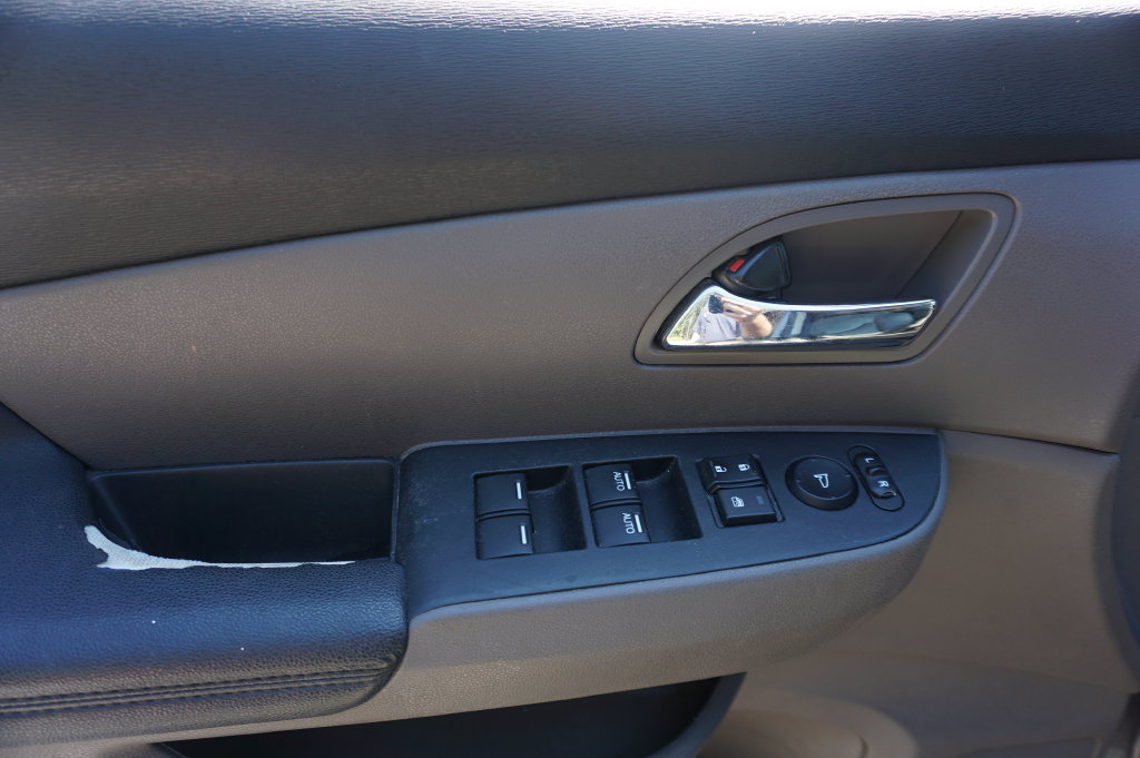 Used 2015 Honda Odyssey EX-L image 3