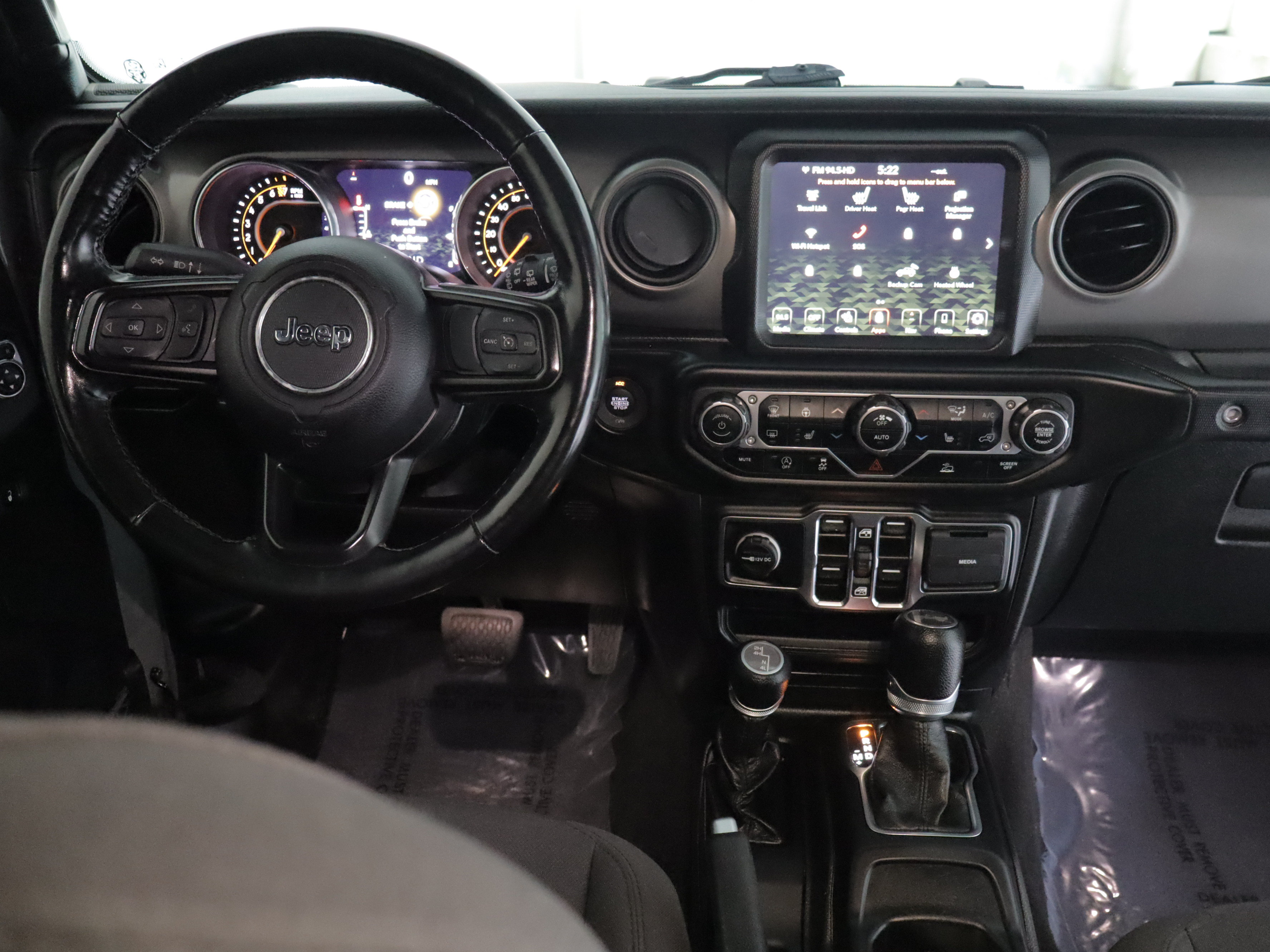 Used 2022 Jeep Wrangler Unlimited Sport AWD/4WD image 2