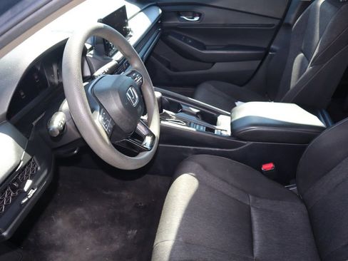 Used 2023 Honda Accord EX image 13