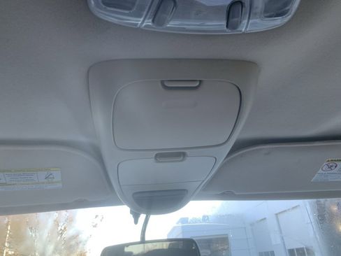 Used 2009 Ford E-350 and Econoline 350 Extended Wagon Super Duty image 25