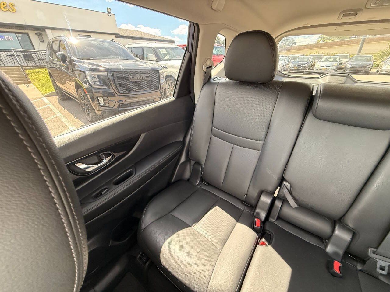 Used 2019 Nissan Rogue SL w/ Premium Package AWD/4WD image 48